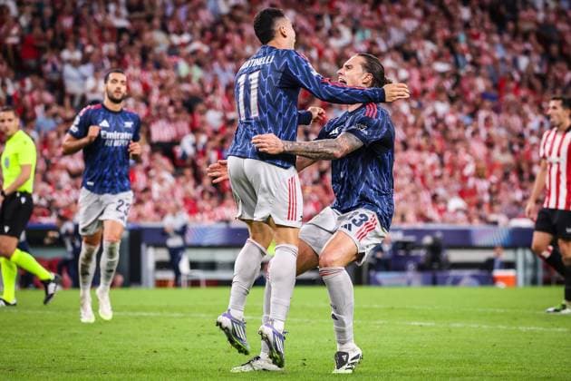 September 16, 2025, Bilbao, Spain, Spain: Gabriel MARTINELLI of Arsenal celebrate his goal with Riccardo CALAFIORI of Arsenal during the UEFA Champions League, League Phase MD1 match between Athletic Club and Arsenal FC at San Mames Stadium on September 16, 2025 in Bilbao, Spain. Marcos Calvo Bilbao Spain - ZUMAm308 20250916_zsp_m308_008 Copyright: xMatthieuxMirvillex