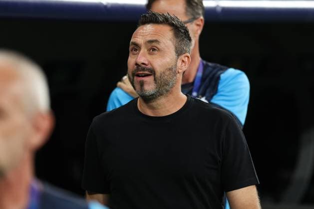 September 16, 2025, Madrid, Madrid, Spain: Roberto De Zerbi, head coach of Olympique de Marseille, looks on during the UEFA Champions League 2025 26 League Phase MD1 match between Real Madrid C.F. and Olympique de Marseille at Estadio Santiago Bernabeu on September 16, 2025 in Madrid, Spain. Madrid Spain - ZUMAa181 20250916_zaa_a181_110 Copyright: xIrinaxR.xHipolitox