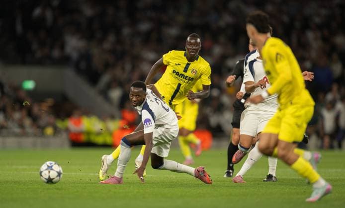 Tottenham Hotspur v Villarreal CF UEFA Champions League Pape Gueye of Villarreal CF passes the ball by Pape Matar Sarr during the UEFA Champions League League Phase match at Tottenham Hotspur Stadium, London UK Newspapers OUT Copyright: xGraemexWilcocksonx FIL-22234-0051