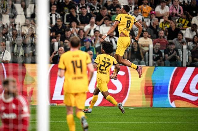 Dortmund™s Felix Nmecha celebrates after scoring the 1-2 goal for his team during the Uefa Champions League soccer match, between Juventus and Borussia Dortmund at the Allianz Stadium in Turin, north west Italy - Tuesday, September 16, 2025. - Soccer  Copyright: xMarcoxAlpozzi LaPressex