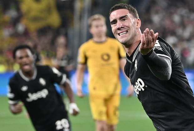 Juventus v Borussia Dortmund - UEFA Champions League TURIN, ITALY, SEPTEMBER 16: Juventus Dusan Vlahovic celebrates after scores his team s second goal during the League phase UEFA Champions League football match between Juventus and Borussia Dortmund at the Juventus Stadium in Turin, Italy, on September 16, 2025. Isabella Bonotto Anadolu Turin Italy. Editorial use only. Please get in touch for any other usage.  Copyright: x2025xAnadoluxIsabellaxBonottox