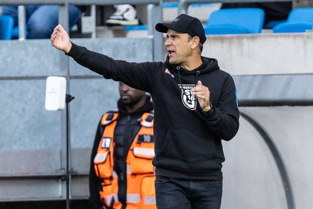 Fussball, Saison 2025 2026, 3. Liga, Ludwigspark-Stadion Saarbrücken, 6. Spieltag, 1. FC Saarbrücken - SSV Ulm 1846 Fußball, 16.09.2025 16.09.2025, Fussball, Saison 2025 2026, 3. Liga, Ludwigspark-Stadion Saarbrücken, 6. Spieltag, 1. FC Saarbrücken - SSV Ulm 1846 Fußball, Freisteller Einzelbild Trainer Robert Lechleiter (SSV Ulm 1846 Fußball) Foto: Lucca Fundel Saarbrücken Ludwigsparkstadion Saarland Deutschland