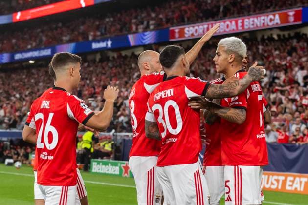 September 16, 2025, Lisbon, Portugal: SL Benfica players seen celebrating a goal during the UEFA Champions League Matchday 1 between SL Benfica and Qarabag FK at Estadio da Luz Stadium. Final score SL Benfica 2 : 3 Qarabag FK Lisbon Portugal - ZUMAs197 20250916_aaa_s197_489 Copyright: xHugoxAmaralx