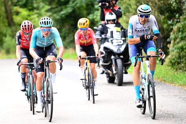 Grand Prix de Wallonie 2025 Cycling Race NAMUR, BELGIUM - SEPTEMBER 17 : Dissel Bram (NED) of BEAT Cycling Club, Gradek Kamil (POL) of Bahrain - Victorious during the 66th edition of Grand Prix de Wallonie an UCI ProSeries 1.Pro one day cycling road race for Men Elite of 187 km with start in Dison and finish in Citadelle de Namur on September 17, 2025 in Namur, Belgium, 17 09 2025 ( Motordriver Stefan Boone - Namur Belgium  Copyright: xVincentxKalutx