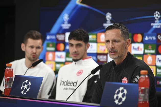 Ahead of Eintracht Frankfurt v Galatasaray - UEFA Champions League HESSE, GERMANY - SEPTEMBER 17: Head Coach Dino Toppmoller and player Fares Chaibi of Eintracht Frankfurt attends a press conference, PK, Pressekonferenz ahead of UEFA Champions League football match against Galatasaray in Hesse, Germany on September 17, 2025. Halil Sagirkaya Anadolu Hesse Germany. Editorial use only. Please get in touch for any other usage.  Copyright: x2025xAnadoluxHalilxSagirkayax