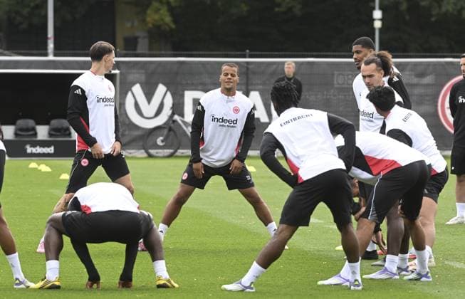 Ahead of UEFA Champions League: Eintracht Frankfurt v Galatasaray FRANKFURT, GERMANY - SEPTEMBER 17: Players of Eintracht Frankfurt attend training session at Deutsche Bank Park in Frankfurt, Germany on September 17, 2025, ahead of UEFA Champions League football match between Eintracht Frankfurt and Galatasaray. Halil Sagirkaya Anadolu Frankfurt Germany. Editorial use only. Please get in touch for any other usage.  Copyright: x2025xAnadoluxHalilxSagirkayax