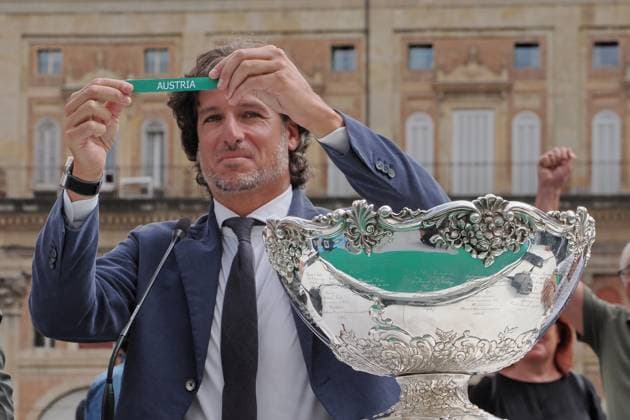 Bologna, Italia - Cronaca - 17 Settembre 2025 - sorteggio squadre per ottavi di finale coppa Davis in piazza Maggiore a Bologna - Feliciano Lopez direttore del Torneo - (Photo Michele Nucci LaPresse) News - Bologna, Italy - September 17, 2025 - Davis Cup Round of 16 draw in Piazza Maggiore, Bologna - (Photo Michele Nucci LaPresse)  Copyright: xMichelexNucci LaPressex