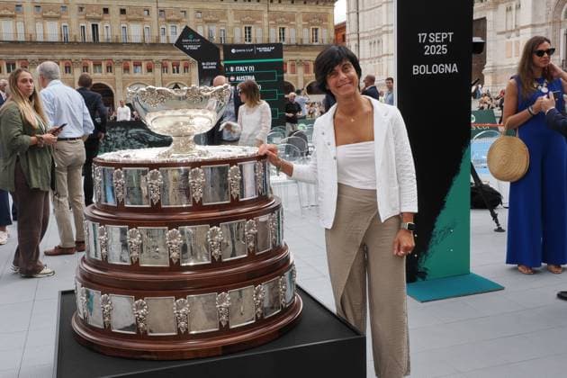 Bologna, Italia - Cronaca - 17 Settembre 2025 - sorteggio squadre per ottavi di finale coppa Davis in piazza Maggiore a Bologna -assessore comunale allo Roberta Li Calzi - (Photo Michele Nucci LaPresse) News - Bologna, Italy - September 17, 2025 - Davis Cup Round of 16 draw in Piazza Maggiore, Bologna - (Photo Michele Nucci LaPresse)  Copyright: xMichelexNucci LaPressex