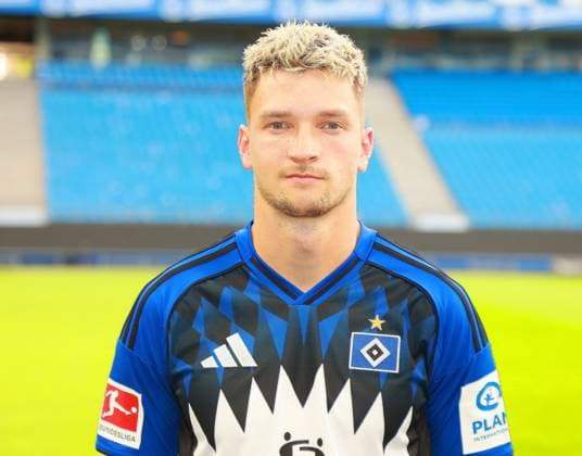 offizieller Portraittermin Verein Hamburger SV 2025 2026 Noah Katterbach ( Hamburger SV 3) 17.09.2025, Sporthalle, Hamburg, offizieller Portraittermin Verein Hamburger SV 2025 2026