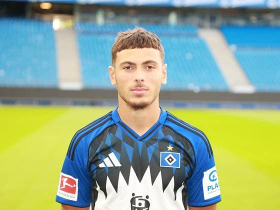 offizieller Portraittermin Verein Hamburger SV 2025 2026 William Mikelbrencis ( Hamburger SV 2) 17.09.2025, Sporthalle, Hamburg, offizieller Portraittermin Verein Hamburger SV 2025 2026