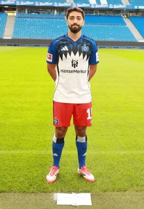 offizieller Portraittermin Verein Hamburger SV 2025 2026 Immanuel Pherai ( Hamburger SV 10) 17.09.2025, Sporthalle, Hamburg, offizieller Portraittermin Verein Hamburger SV 2025 2026