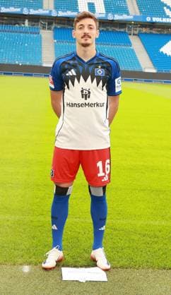 offizieller Portraittermin Verein Hamburger SV 2025 2026 Giorgi Gocholeishvili ( Hamburger SV 16) 17.09.2025, Sporthalle, Hamburg, offizieller Portraittermin Verein Hamburger SV 2025 2026
