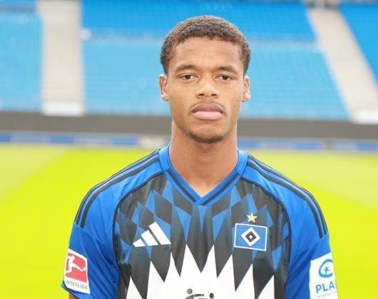 offizieller Portraittermin Verein Hamburger SV 2025 2026 Warmed Omari ( Hamburger SV 17) 17.09.2025, Sporthalle, Hamburg, offizieller Portraittermin Verein Hamburger SV 2025 2026