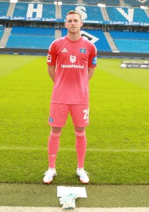 offizieller Portraittermin Verein Hamburger SV 2025 2026 Daniel Peretz ( Hamburger SV 26) 17.09.2025, Sporthalle, Hamburg, offizieller Portraittermin Verein Hamburger SV 2025 2026
