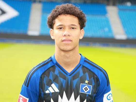 offizieller Portraittermin Verein Hamburger SV 2025 2026 Alexander Rossing-Lelesiit Roessing-Lelesiit ( Hamburger SV 38) 17.09.2025, Sporthalle, Hamburg, offizieller Portraittermin Verein Hamburger SV 2025 2026