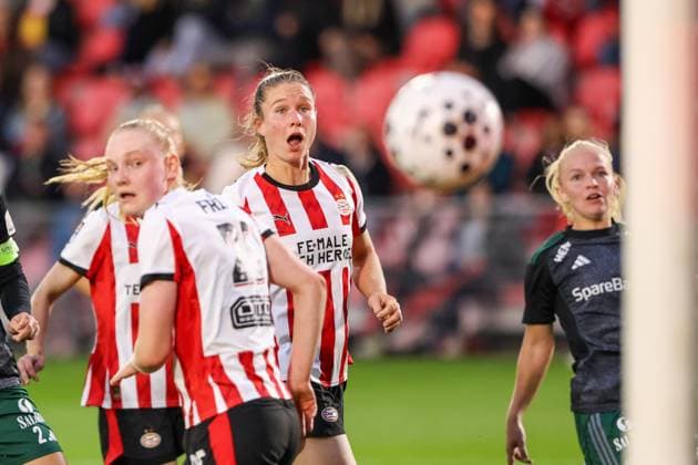 Eindhoven, Netherlands, September 17th 2025: Emma Frijns (25 PSV Eindhoven) shoots at goal during the UEFA Womens Europa Cup 2025 26 First Qualifying Round game between PSV Eindhoven and Rosenborg BK at De Herdgang in Eindhoven, the Netherlands. (Leiting Gao SPP) Copyright: xLeitingxGaox xSPPx Sportspressphoto_SPR27492