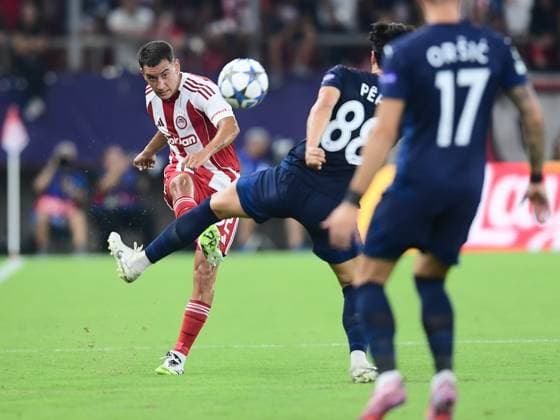 UEFA Champions League - Olympiacos FC vs Pafos FC - Olympiacos player Santiago Hezze in action during the UEFA Champions League Phase matchday 1 soccer match between Olympiacos FC and Pafos FC in Stadium Georgios Karaiskakis in Piraeus, Greece, 17 September 2025.. IMAGO ONE INCH PRODUCTIONS PIRAEUS Greece Copyright: xONExINCHxPRODUCTIONSx 6659426