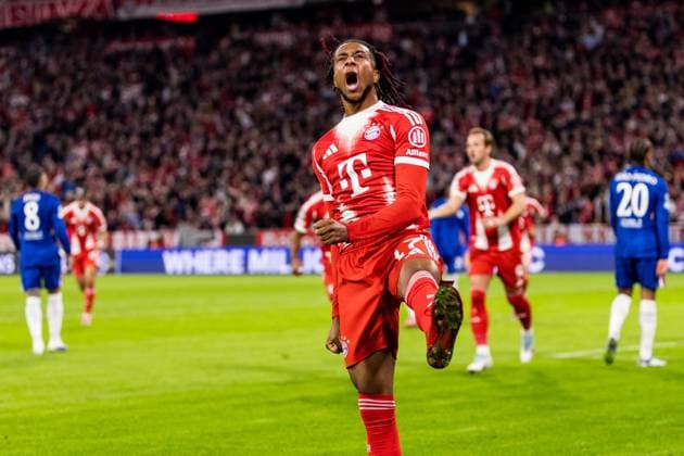 UEFA Champions League, FC Bayern München - FC Chelsea; 17.09.2025 Jubel nach dem Eigentor von Trevoh Chalobah (FC Chelsea, 23) - Michael Olise (FC Bayern München, 17) zum 1:0 UEFA Champions League, FC Bayern München - FC Chelsea; München, Allianz Arena am 17.09.2025 Copyright: xBEAUTIFULxSPORTS Wunderlx