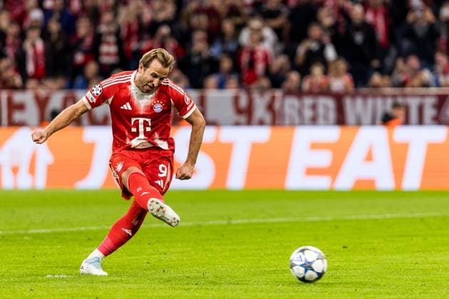 UEFA Champions League, FC Bayern München - FC Chelsea; 17.09.2025 Harry Kane (FC Bayern München, 9) schießt den Elfmeter zum 2:0, Tor, Torschuss UEFA Champions League, FC Bayern München - FC Chelsea; München, Allianz Arena am 17.09.2025 Copyright: xBEAUTIFULxSPORTS Wunderlx