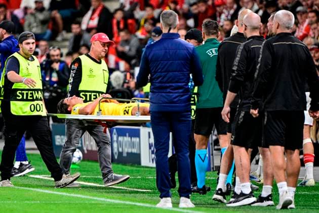 Magnus Riisnaes of Bodo Glimt (injured on a stretcher) during the Football Champions League 1st round match Slavia Praha vs Bodo Glimt in Prague, Czech Republic, September 17, 2025. (CTKxPhoto VitxSimanek) CTKPhotoP2025091709020  CTKPhotoP2025091709020