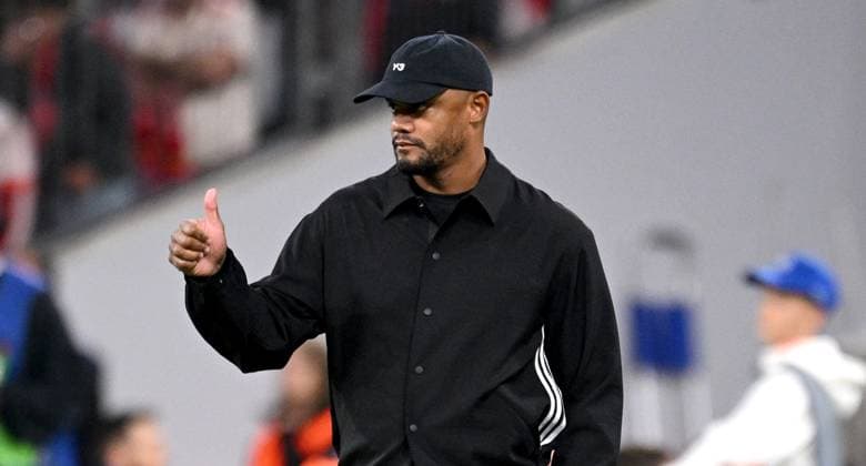 FUSSBALL CHAMPIONS LEAGUE SAISON 2025 2026 Vorrunde 1. Spieltag 17.09.2025 FC Bayern Muenchen - FC Chelsea London Trainer Vincent Kompany (FC Bayern Muenchen) *** FOOTBALL CHAMPIONS LEAGUE SEASON 2025 2026 Preliminary Round 1 Matchday 17 09 2025 FC Bayern Muenchen FC Chelsea London Coach Vincent Kompany FC Bayern Muenchen