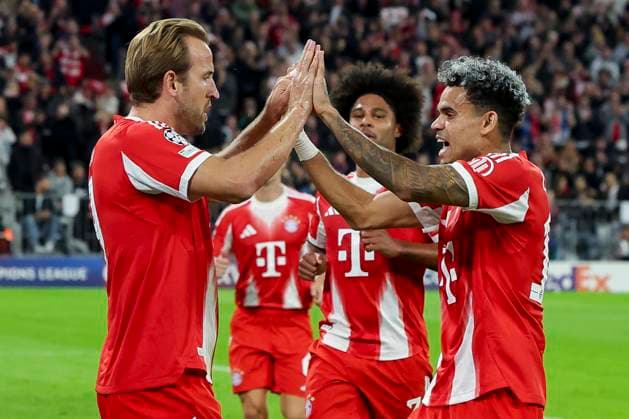 Harry Kane (FC Bayern Muenchen) bejubelt seinen Treffer zum 2:0 mit Luis Diaz (FC Bayern Muenchen), UEFA Champions League 2025 26 League Phase MD1, FC Bayern München v Chelsea FC, Football Arena Munich am 17. September 2025 in München, Deutschland. (Foto von Marco Steinbrenner DeFodi Images) Harry Kane (FC Bayern Muenchen) celebrates after scoring his teams second goal with Luis Diaz (FC Bayern Muenchen), UEFA Champions League 2025 26 League Phase MD1, FC Bayern München v Chelsea FC, Football Arena Munich, September 17, 2025 in Munich, Germany. (Photo by Marco Steinbrenner DeFodi Images)