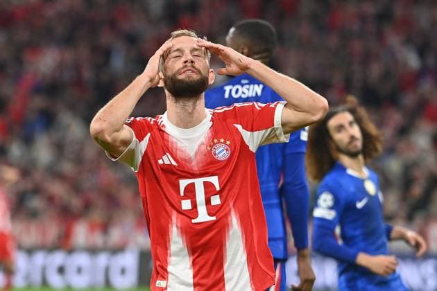 Konrad LAIMER (Bayern Muenchen), Enttaeuschung,Frust,e nttaeuscht,frustriert,niedergeschlagen, Fussball Champions League,Saison 2025 26 ,1.Spieltag. FC Bayern Muenchen - FC Chelsea am 17.09.2025 A L L I A N Z A R E N A