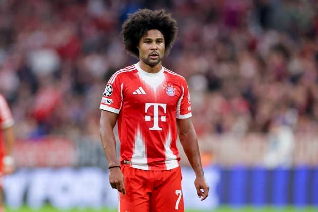 Serge Gnabry (FC Bayern Muenchen) schaut, UEFA Champions League 2025 26 League Phase MD1, FC Bayern München v Chelsea FC, Football Arena Munich am 17. September 2025 in München, Deutschland. (Foto von Marco Steinbrenner DeFodi Images) Serge Gnabry (FC Bayern Muenchen) looks on, UEFA Champions League 2025 26 League Phase MD1, FC Bayern München v Chelsea FC, Football Arena Munich, September 17, 2025 in Munich, Germany. (Photo by Marco Steinbrenner DeFodi Images)