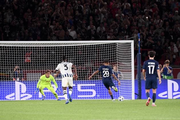 Paris Saint-Germain v Atalanta BC - UEFA Champions League 2025 2026 29 Bradley BARCOLA (psg) during the UEFA Champions League 2025 2026 match between Paris and Atalanta at Parc des Princes on September 17, 2025 in Paris, France. Paris France  Copyright: xFEPx 776382821