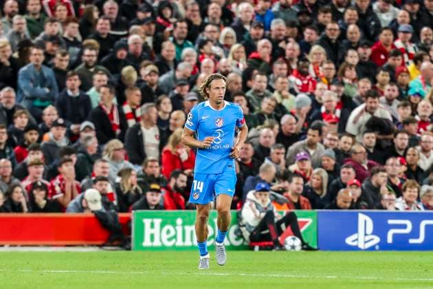 Liverpool FC v Atletico Madrid, Champions League Atletico Madrid midfielder Marcos Llorente (14) during the Liverpool FC v Atletico Madrid Champions League Round One match at Anfield, Liverpool, United Kingdom on 17 September 2025 Credit: Lee Keuneke Every Second Media Editorial use only. All images are copyright Every Second Media Limited. No images may be reproduced without prior permission. Copyright: xIMAGO EveryxSecondxMediax ESM-1590-0057 LeexKeunekex xEveryxSecondxMediax