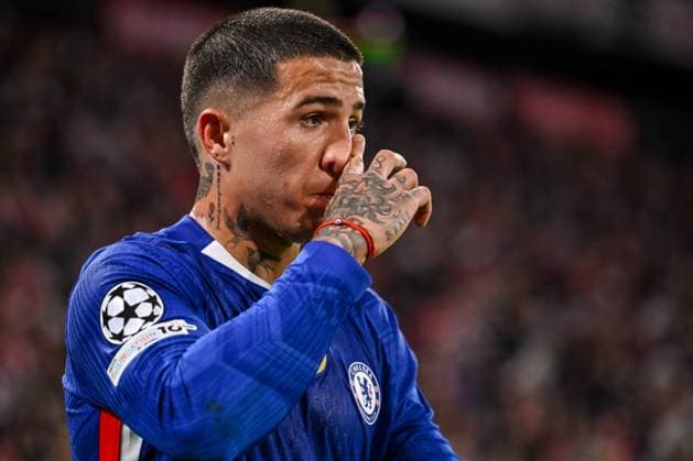 Enzo Fernandez (Chelsea FC) gestures, looks dejected during the UEFA Champions League 2025 26 League Phase MD1 match between FC Bayern München and Chelsea FC at Football Arena Munich on September 17, 2025 in Munich, Germany. (Photo by Harry Langer DeFodi Images)