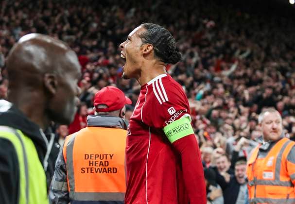 Liverpool FC v Atletico Madrid, Champions League Liverpool defender Virgil van Dijk (4) scores a GOAL 3-2 and celebrates during the Liverpool FC v Atletico Madrid Champions League Round One match at Anfield, Liverpool, United Kingdom on 17 September 2025 Credit: Lee Keuneke Every Second Media Editorial use only. All images are copyright Every Second Media Limited. No images may be reproduced without prior permission. Copyright: xIMAGO EveryxSecondxMediax ESM-1590-0093 LeexKeunekex xEveryxSecondxMediax