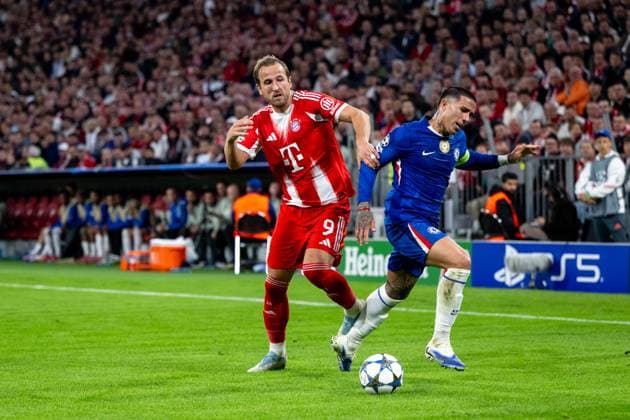 Harry Kane (FC Bayern Muenchen, 09) im Zweikampf mit Enzo Fernandez (FC Chelsea, 08), GER, FC Bayern Muenchen vs FC Chelsea FC, Fussball, UEFA Champions League, Ligaphase, 1. Spieltag, Saison 2025 2026, 17.09.2025 GER, FC Bayern Muenchen vs FC Chelsea FC, Fussball, UEFA Champions League, Ligaphase, 1. Spieltag, Spielzeit 2025 2026, 17.09.2025 Muenchen Copyright: xEibner-Pressefoto Memmlerx EP_MMR