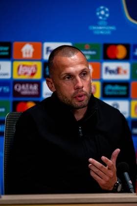 AMSTERDAM, NETHERLANDS - SEPTEMBER 17: Head coach John Heitinga of AFC Ajax attends a press conference, PK, Pressekonferenz after the UEFA Champions League 2025 26 League Phase MD1 match between AFC Ajax and FC Internazionale Milano at Johan Cruijff Arena on September 17, 2025 in Amsterdam, Netherlands. (Photo by Rene Nijhuis) SPO  Copyright: xRenexNijhuis