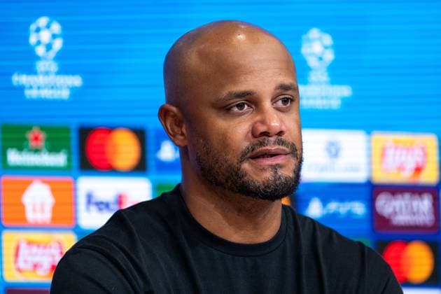 Vincent Kompany (FC Bayern Muenchen, Trainer) bei der Pressekonferenz, GER, FC Bayern Muenchen vs FC Chelsea FC, Fussball, UEFA Champions League, Ligaphase, 1. Spieltag, Saison 2025 2026, 17.09.2025 GER, FC Bayern Muenchen vs FC Chelsea FC, Fussball, UEFA Champions League, Ligaphase, 1. Spieltag, Spielzeit 2025 2026, 17.09.2025 Muenchen Copyright: xEibner-Pressefoto Memmlerx EP_MMR