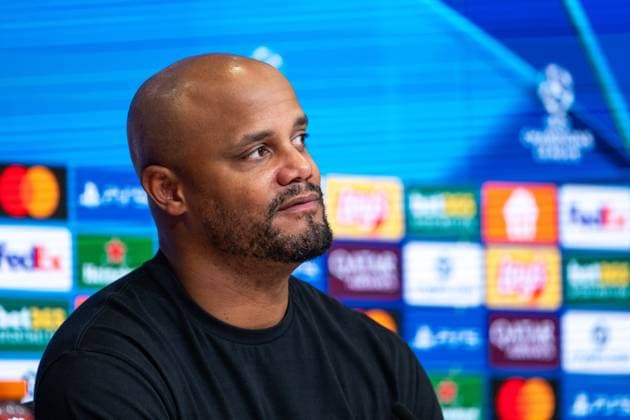 Vincent Kompany (FC Bayern Muenchen, Trainer) bei der Pressekonferenz, GER, FC Bayern Muenchen vs FC Chelsea FC, Fussball, UEFA Champions League, Ligaphase, 1. Spieltag, Saison 2025 2026, 17.09.2025 GER, FC Bayern Muenchen vs FC Chelsea FC, Fussball, UEFA Champions League, Ligaphase, 1. Spieltag, Spielzeit 2025 2026, 17.09.2025 Muenchen Copyright: xEibner-Pressefoto Memmlerx EP_MMR