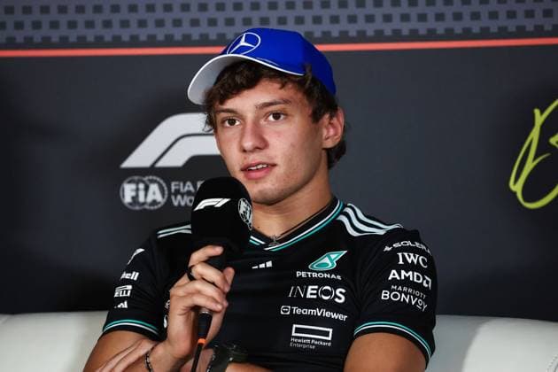F1 - AZERBAIJAN GRAND PRIX 2025 KIMI ANTONELLI Andrea (ita), Mercedes AMG F1 Team W16, portraitpress conference during the 2025 Formula 1 Qatar Airways Azerbaijan Grand Prix, 17th round of the 2025 FIA Formula One World Championship, WM, Weltmeisterschaft from September 19 to 21, 2025 on the Baku City Circuit, in Baku, Azerbaijan - BakuAzerbaijan  Copyright: xEricxAlonsox