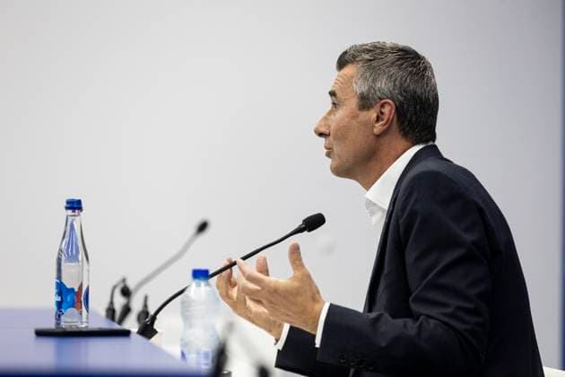 NEWS: Le president du Racing Marc Keller a reagi en confÃ rence de presse aux banderoles dÃ ployees dimanche a la Meinau. Strasbourg 18 09 2025 Le president du Racing Marc Keller a reagi en conference de presse aux banderoles dÃ ployÃ es dimanche a la Meinau.  Copyright: xelyxandroxcegarrax