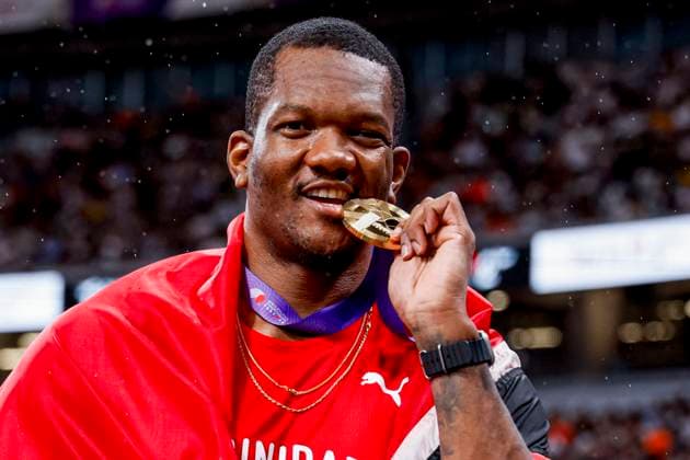 winner of gold medal Keshorn Walcott of Trinidad and Tobago celebrating and holding flag after competing in the Men s Javelin Throw Final during World Athletics Championships Tokyo 2025 of the Day 6 at Japan National Stadium on September 18, 2025 in Tokyo, Japan. (Photo by Marcel ter Bals DeFodi Images) *** winner of gold medal Keshorn Walcott of Trinidad and Tobago celebrating and holding flag after competing in the Men s Javelin Throw Final during World Athletics Championships Tokyo 2025 of the Day 6 at Japan National Stadium on September 18, 2025 in Tokyo, Japan Photo by Marcel ter Bals DeFodi Images