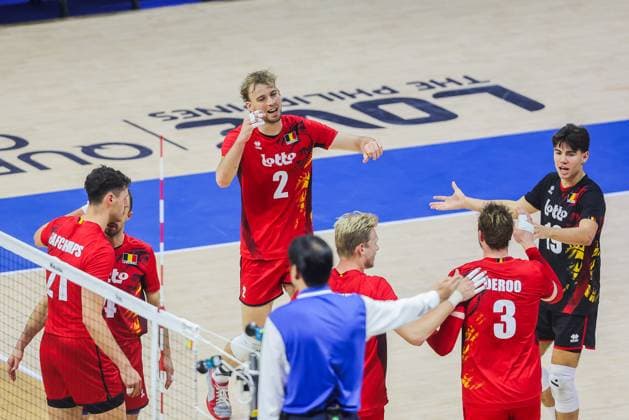 (250918) -- QUEZON CITY, Sept. 18, 2025 -- Players of Belgium celebrate after scoring a point during the pool F match between Belgium and Algeria at the FIVB Men s World Championship, WM, Weltmeisterschaft 2025 in Quezon City, the Philippines, on Sept. 18, 2025. ) (SP)PHILIPPINES-QUEZON CITY-VOLLEYBALL-FIVB MEN S WORLD CHAMPIONSHIP 2025 ROUELLExUMALI 