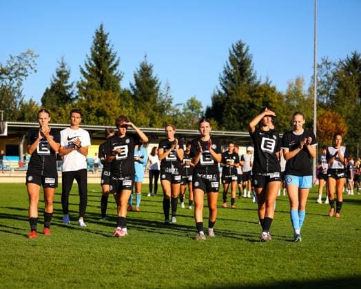 WOMEN SOCCER - EC, Sturm vs Ajax BAD SCHWANBERG,AUSTRIA,18.SEP.25 - WOMEN SOCCER - UEFA Women s Europa Cup, SK Sturm Graz vs Ajax Amsterdam, qualification. Image shows the disappointment of the team Sturm Graz.  GEPAxpictures xJamesxDoak