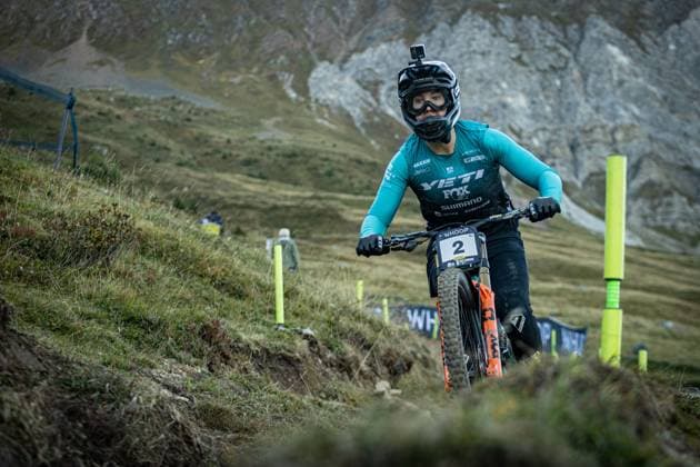 Whoop UCI Mountainbikeworldcup Downhill Lenzerheide VERGIER Loris COMMENCAL MUC-OFF BY RIDING ADDICTIONat Whoop UCI Mountainbikeworldcup Downhill Lenzerheide, 18.09.2025,in Lenzerheide,SUI Foto: Sebastian Sternemannat Whoop UCI Mountainbikeworldcup Downhill Lenzerheide, 18.09.2025,in Lenzerheide,SUI Foto: Sebastian Sternemann