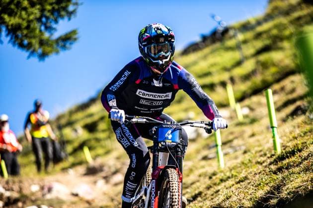 Whoop UCI Mountainbikeworldcup Downhill Lenzerheide PIERRON Amaury COMMENCAL MUC-OFF BY RIDING ADDICTIONat Whoop UCI Mountainbikeworldcup Downhill Lenzerheide, 18.09.2025,in Lenzerheide,SUI Foto: Sebastian Sternemannat Whoop UCI Mountainbikeworldcup Downhill Lenzerheide, 18.09.2025,in Lenzerheide,SUI Foto: Sebastian Sternemann