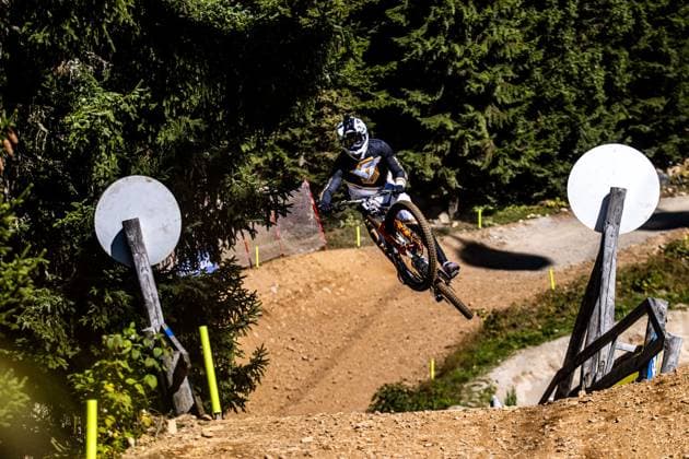 Whoop UCI Mountainbikeworldcup Downhill Lenzerheide KOLB Andreas YT MOBat Whoop UCI Mountainbikeworldcup Downhill Lenzerheide, 18.09.2025,in Lenzerheide,SUI Foto: Sebastian Sternemannat Whoop UCI Mountainbikeworldcup Downhill Lenzerheide, 18.09.2025,in Lenzerheide,SUI Foto: Sebastian Sternemann