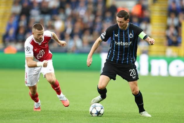 Monaco s Eric Dier and Club s Hans Vanaken fight for the ball during a soccer game between Belgian Club Brugge KV and French AS Monaco, in Brugge on Thursday 18 September 2025, on the opening day of the League phase of the UEFA Champions League tournament. BRUNOxFAHY  x134633983x