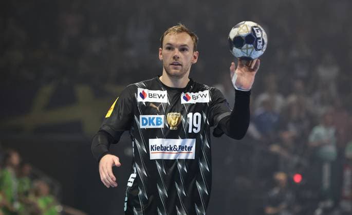 Mathias Gidsel am Ball Aktion Oberkörper Handball CL Championsleague Champions League Herren 2. Spieltag Saison 2025 2026 18.09.2025 Füchse Berlin vs. Aalborg Handbold in der Max Schmeling Halle