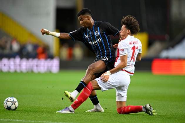 Club Brugge v Monaco - UEFA Champions League BRUGGE, BELGIUM - SEPTEMBER 18 : Onyedika Nwadike Raphael midfielder of Club Brugge and Akliouche Maghnes midfielder of AS Monaco FC during the UEFA Champions League 2025 26 League Phase MD1 match between Club Brugge and Monaco on September 18, 2025 in Brugge, Belgium, 18 09 2025 Brugge Belgium  Copyright: xNicoxVereeckenx