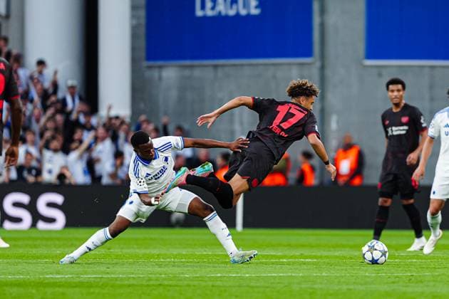 Youssoufa Moukoko (FC Kopenhagen, 09), Eliesse Ben Seghir (Bayer 04 Leverkusen, 17) DEN, FC Kopenhagen vs. Bayer 04 Leverkusen, Fussball, UEFA Champions League, Spieltag 1, Spielzeit 2025 2026, 18.09.2025 DEN, FC Kopenhagen vs. Bayer 04 Leverkusen, Fussball, UEFA Champions League, Spieltag 1, Spielzeit 2025 2026, 18.09.2025 Kopenhagen Copyright: xEibner-Pressefoto MarcelxvonxFehrnx EP_MFN