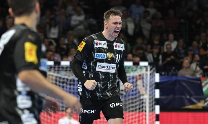 Lasse Andersson jubelt nach Torerfolg Freude Emotion Jubel Handball CL Championsleague Champions League Herren 2. Spieltag Saison 2025 2026 18.09.2025 Füchse Berlin vs. Aalborg Handbold in der Max Schmeling Halle