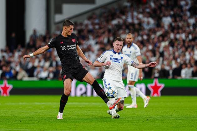Patrik Schick (Bayer 04 Leverkusen, 14), Lukas Lerager (FC Kopenhagen, 12) DEN, FC Kopenhagen vs. Bayer 04 Leverkusen, Fussball, UEFA Champions League, Spieltag 1, Spielzeit 2025 2026, 18.09.2025 DEN, FC Kopenhagen vs. Bayer 04 Leverkusen, Fussball, UEFA Champions League, Spieltag 1, Spielzeit 2025 2026, 18.09.2025 Kopenhagen Copyright: xEibner-Pressefoto MarcelxvonxFehrnx EP_MFN